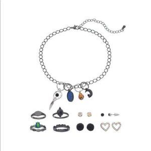 New Mudd 12 Days of Jewelry Necklace Earrings